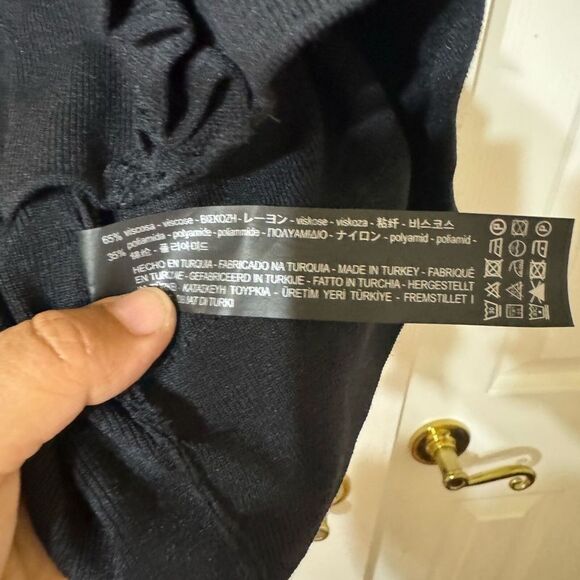 NWOT Women’s Zara knit cropped top-L - Picture 4 of 4